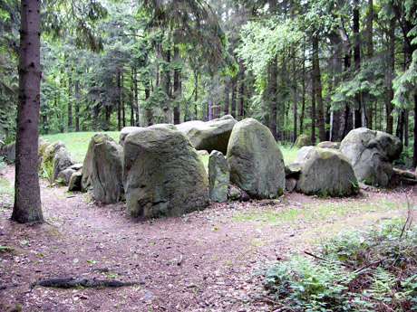 hunenbett-460.jpg
