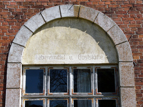 fenster-gaststaette-460.jpg
