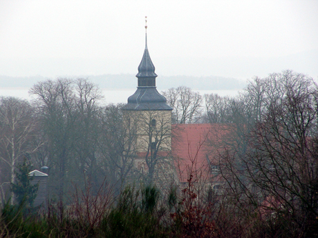 kirche-benz-im-nebel.jpg